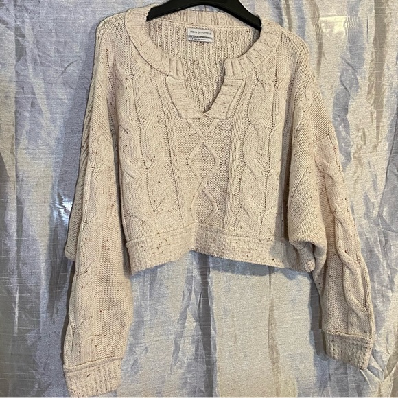 Urban Outfitters Sweaters - Urban Outfitters oatmeal cable knit crop,oversized dolman sleeves v-neck size S